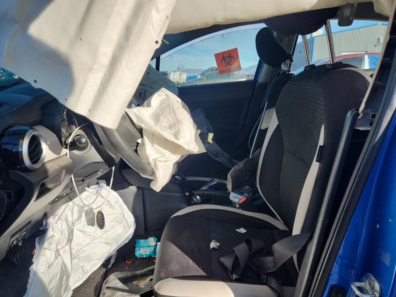 Nissan Versa Sv Image 3