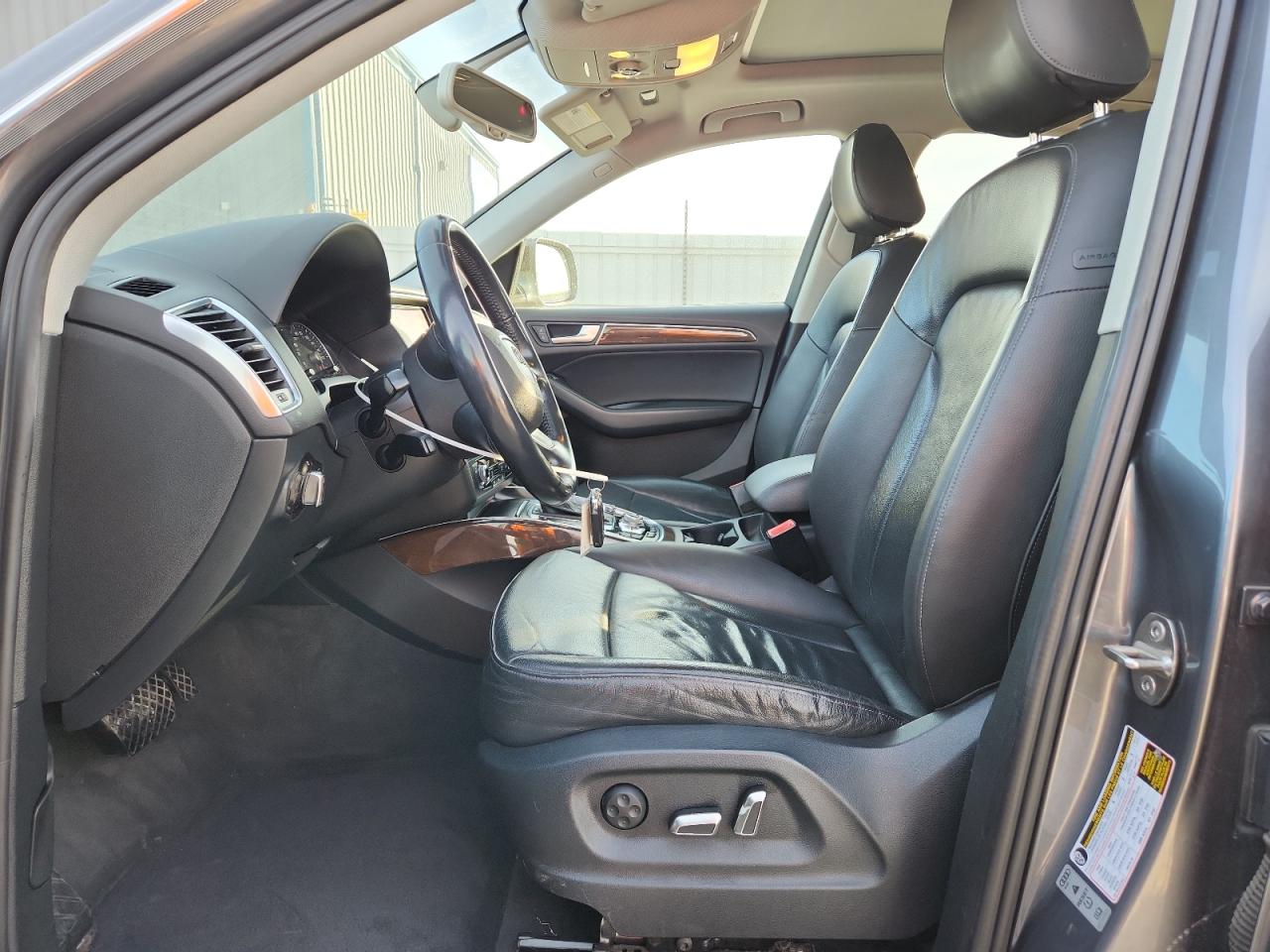 Audi Q5 Premium Plus Image 9