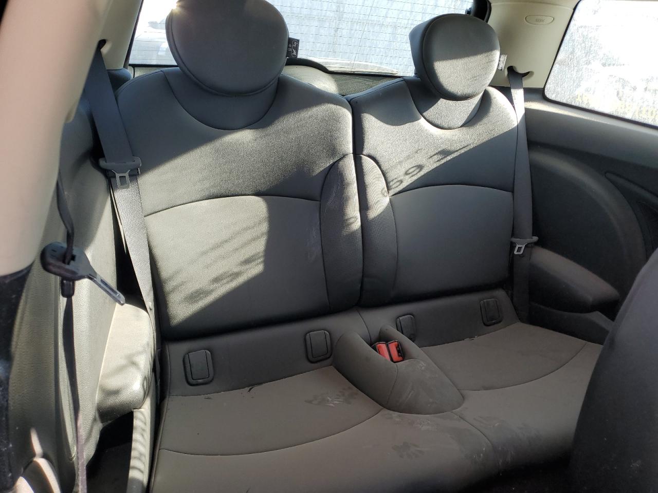 MINI Cooper Image 10