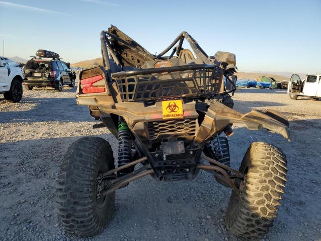 Kawasaki Teryx B Image 10