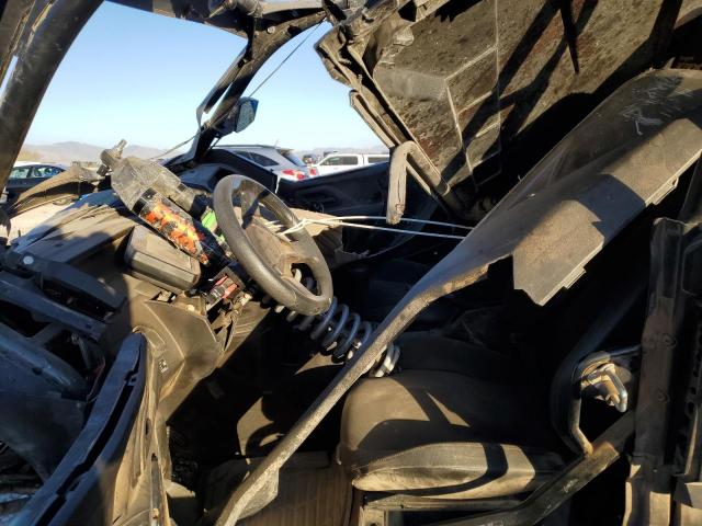 Kawasaki Teryx B Image 4