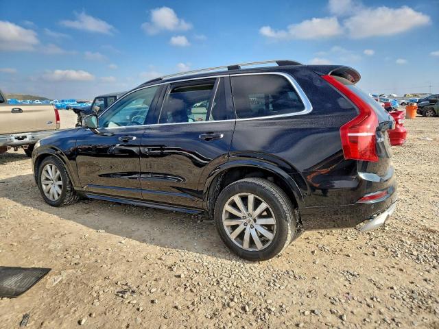 Volvo XC90 T5 Image 2