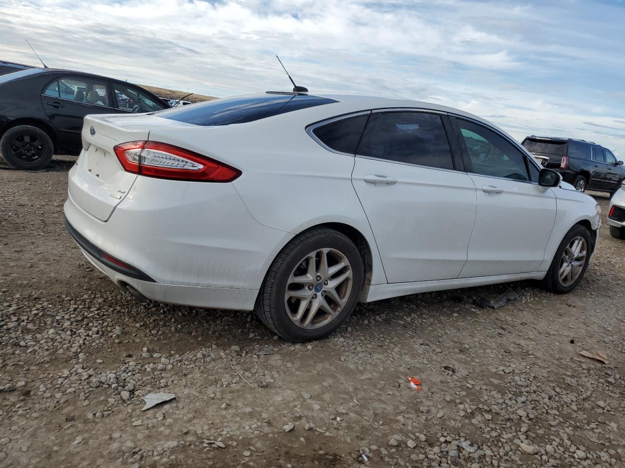 Ford Fusion Se Image 2