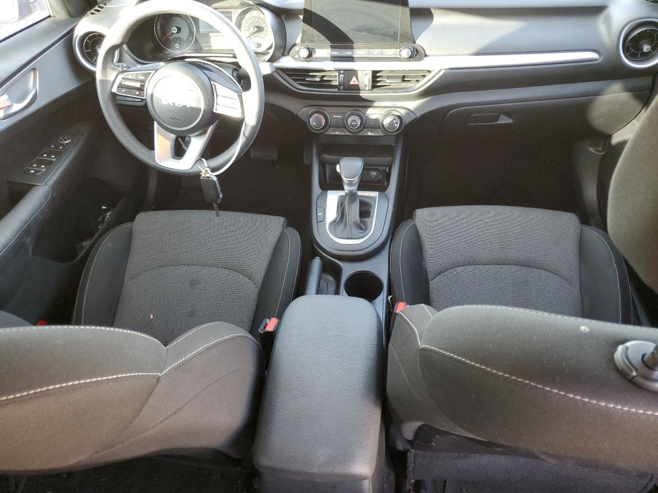 Kia Forte Lx Image 11