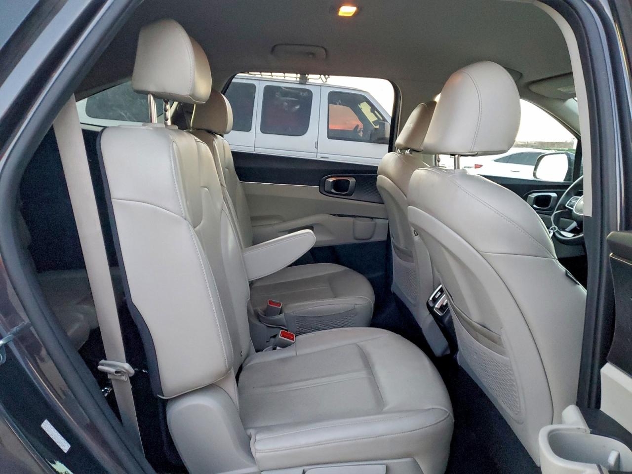 Kia Sorento Ex Image 9