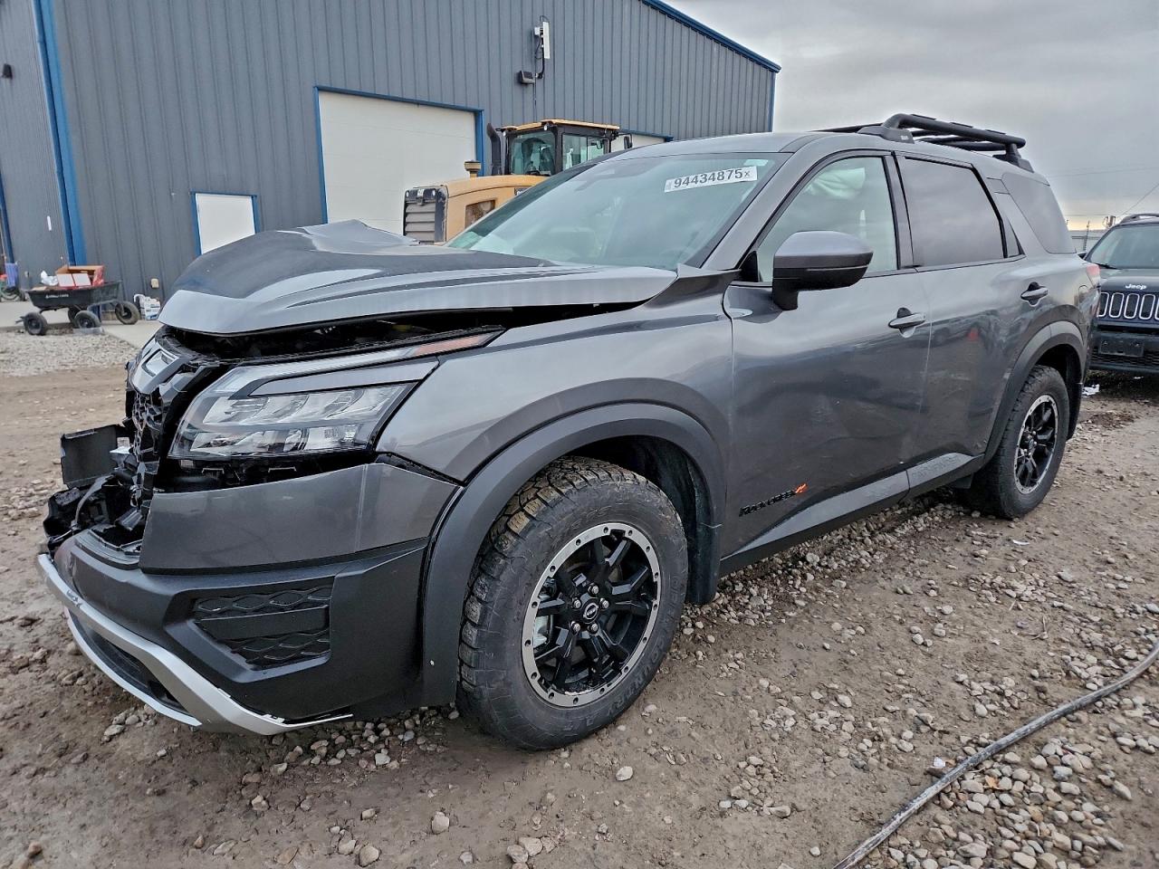 Nissan Pathfinder Rock Creek Image 1