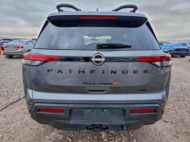 Nissan Pathfinder Rock Creek Image 5