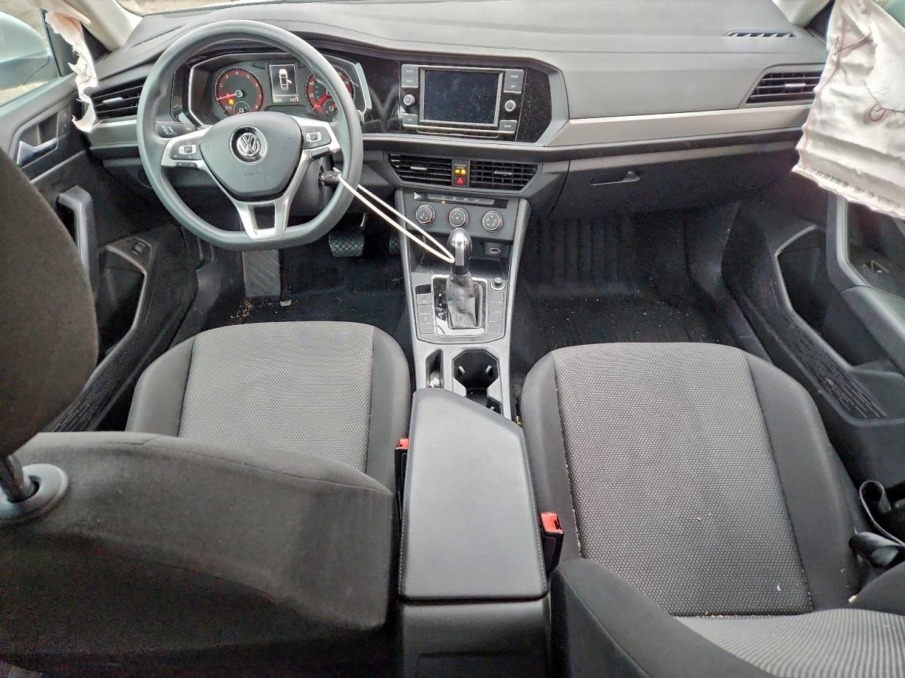 Volkswagen Jetta S Image 11