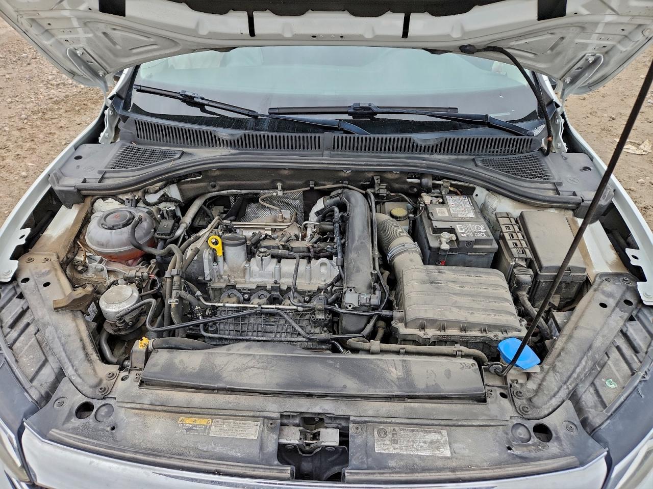 Volkswagen Jetta S Image 8