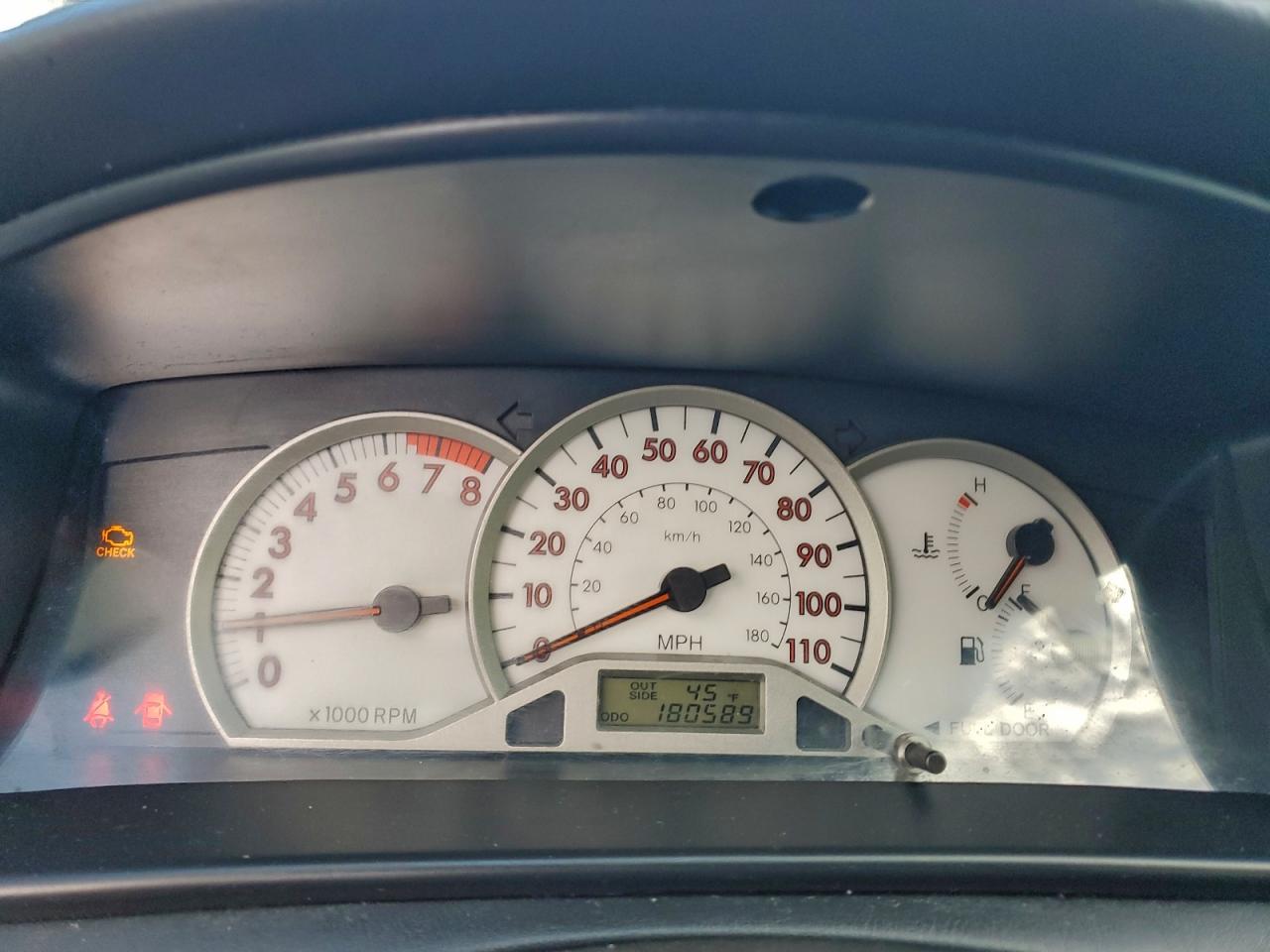 Toyota Corolla Ce Image 10