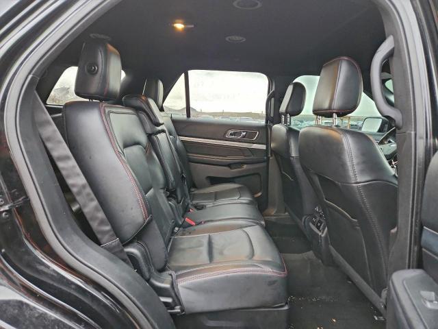 Ford Explorer Sport Image 10