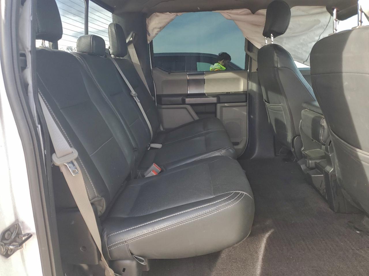 Ford F-150 Supercrew Image 7