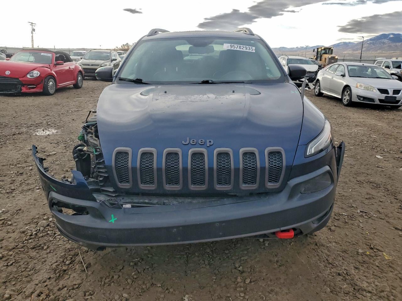 Jeep Cherokee Trailhawk Image 5