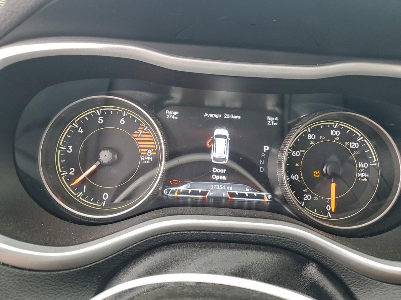 Jeep Cherokee Trailhawk Image 12