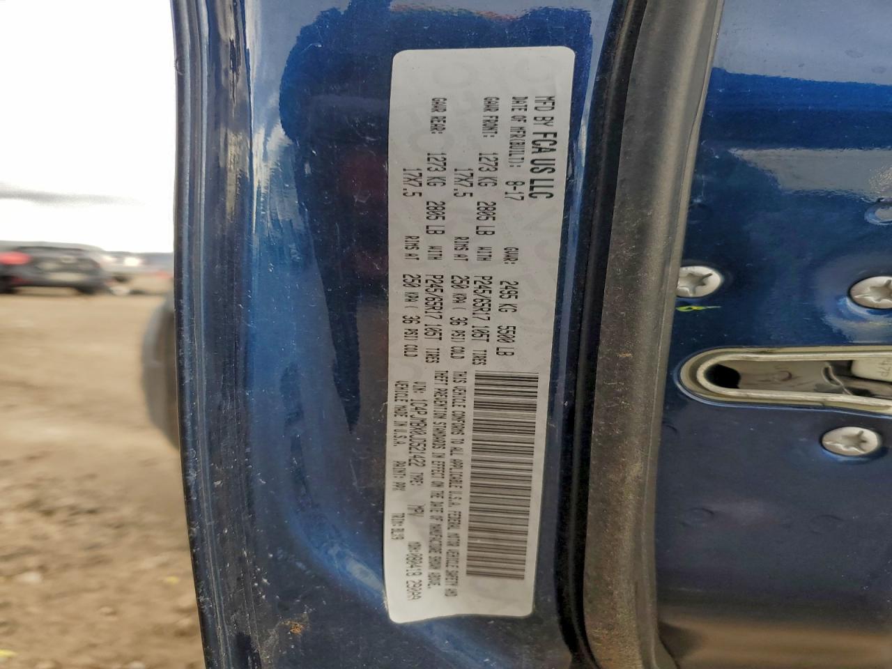 Jeep Cherokee Trailhawk Image 11