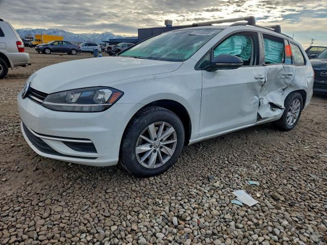  Salvage Volkswagen Golf