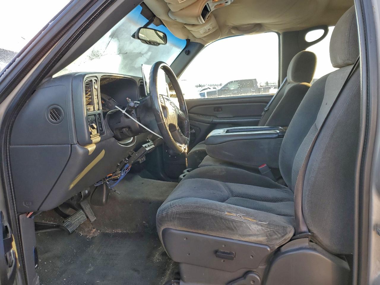 Chevrolet Silverado K1500 Image 10