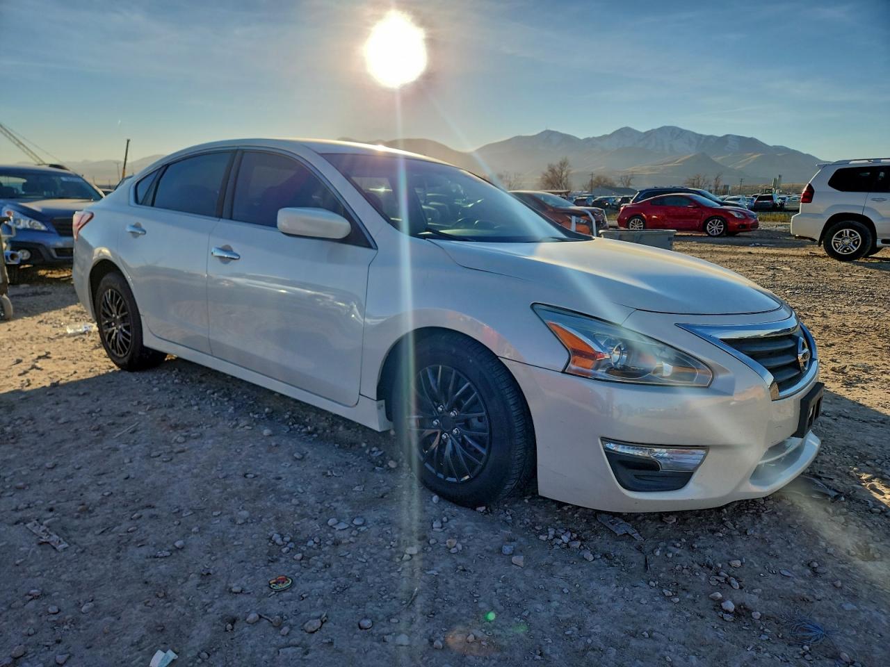 Nissan Altima 2.5 Image 2