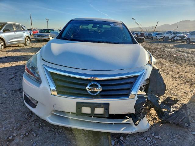 Nissan Altima 2.5 Image 11