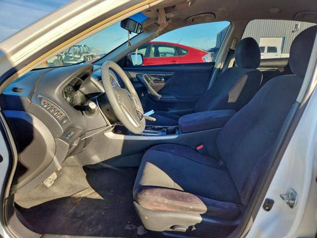 Nissan Altima 2.5 Image 3