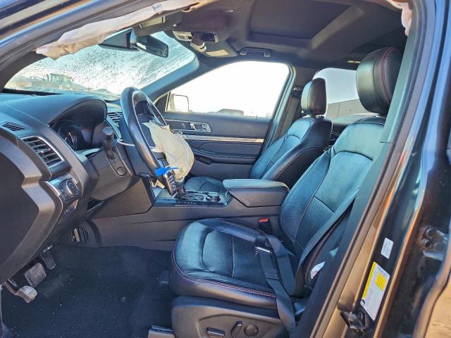 Ford Explorer Sport Image 7