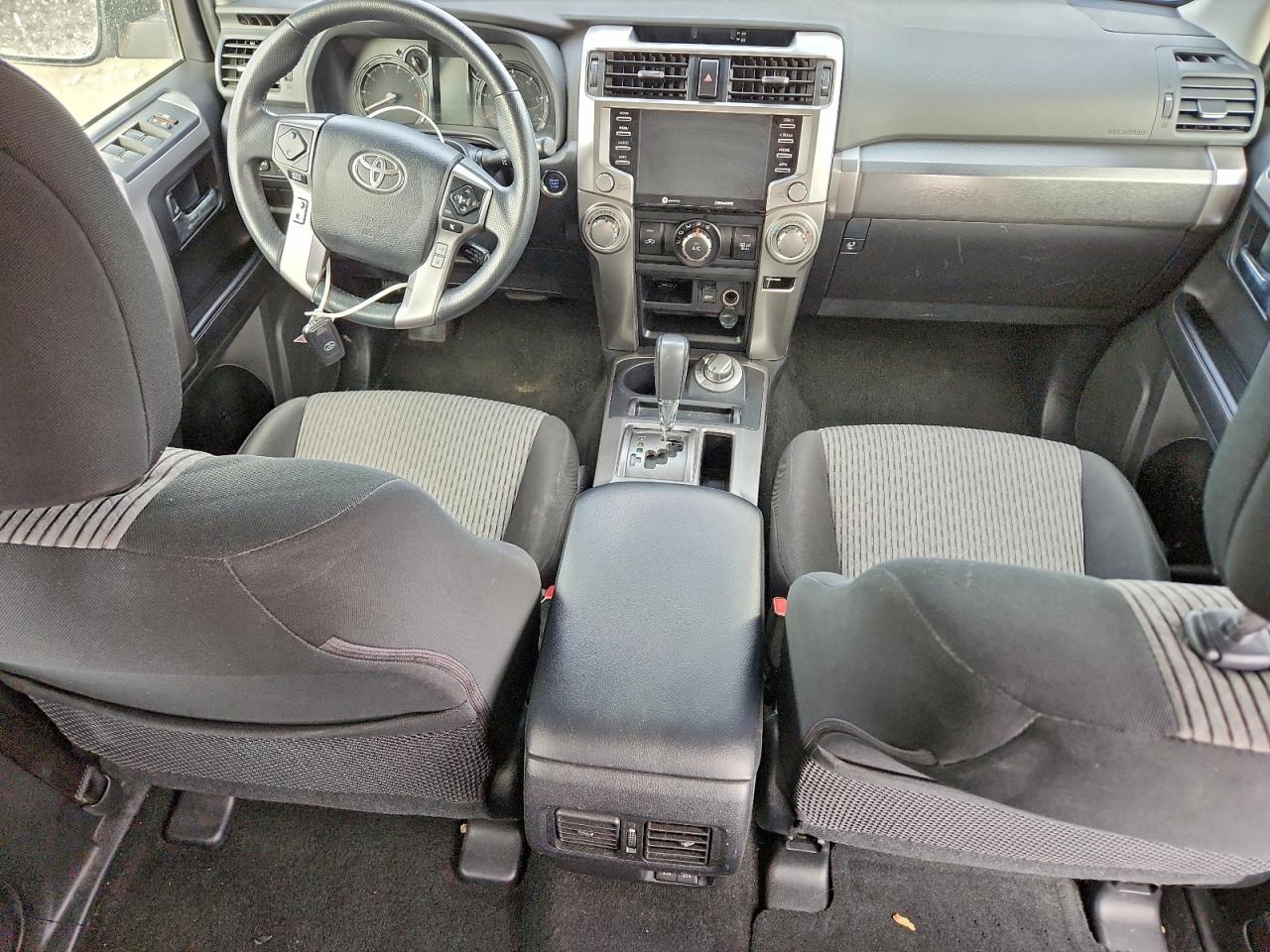 Toyota 4Runner Sr5/sr5 Premium Image 9