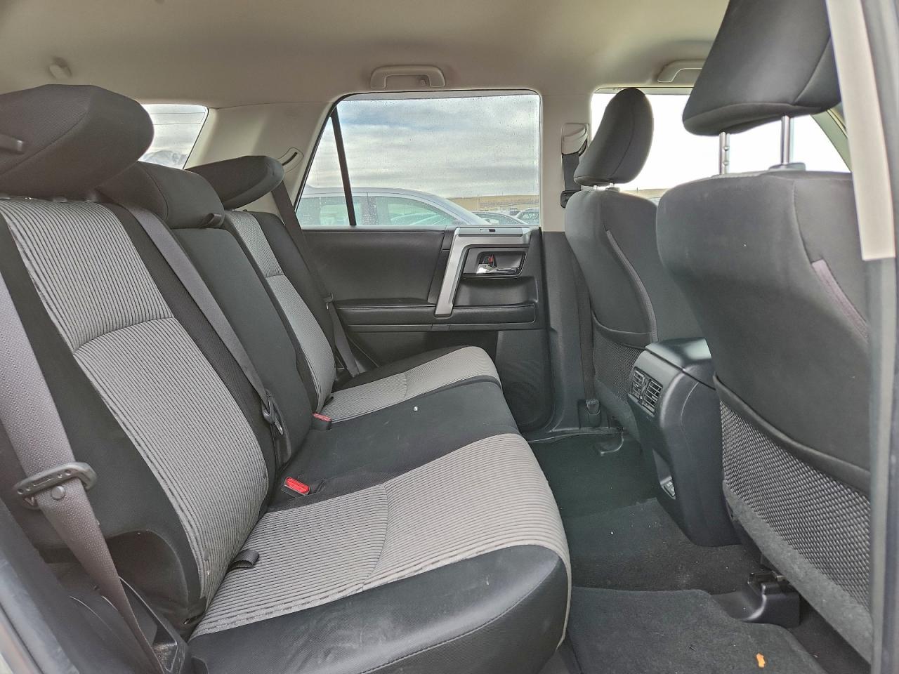 Toyota 4Runner Sr5/sr5 Premium Image 8