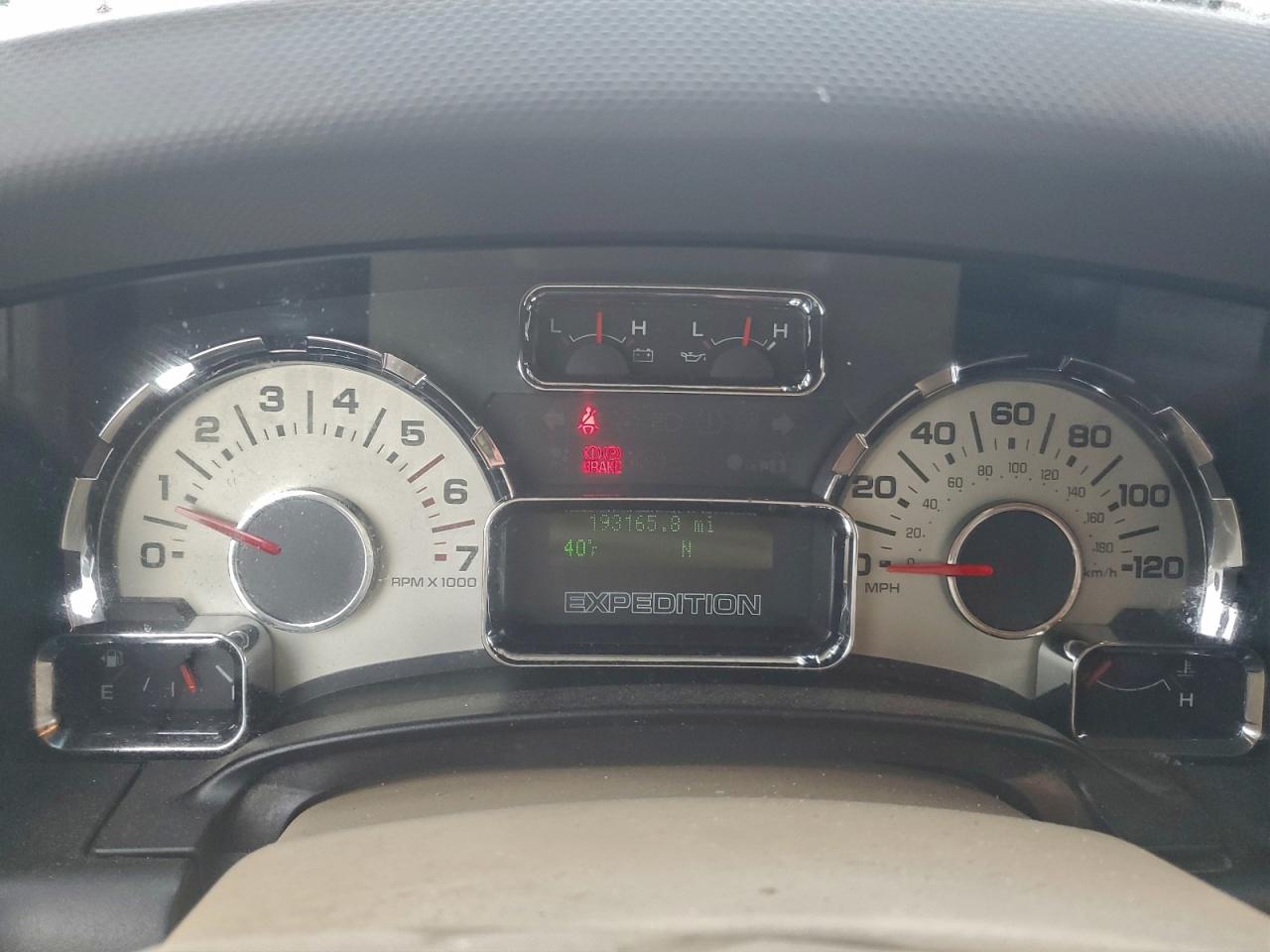 Ford Expedition Xlt Image 6