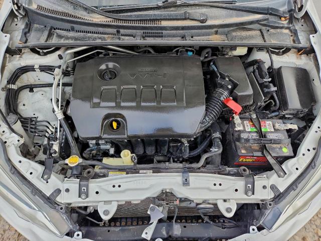 Toyota Corolla L Image 12