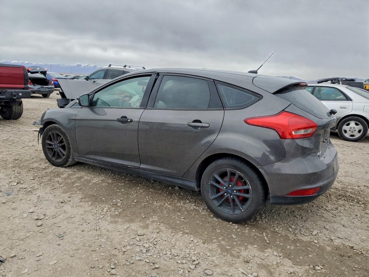 Ford Focus Se Image 8