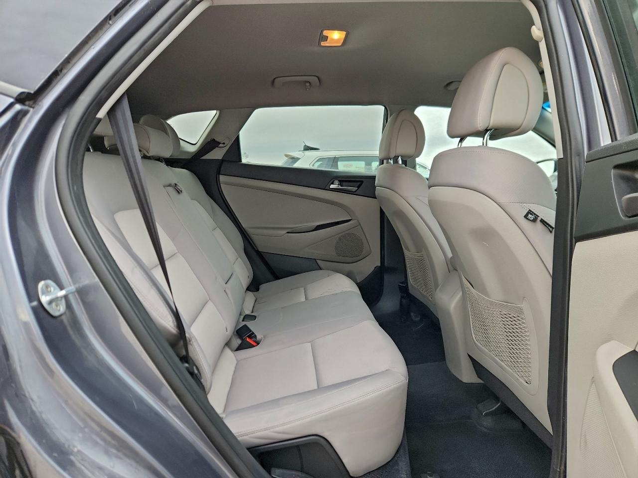 Hyundai TUCSON Sel Image 14