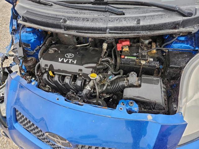 Toyota Yaris Image 2