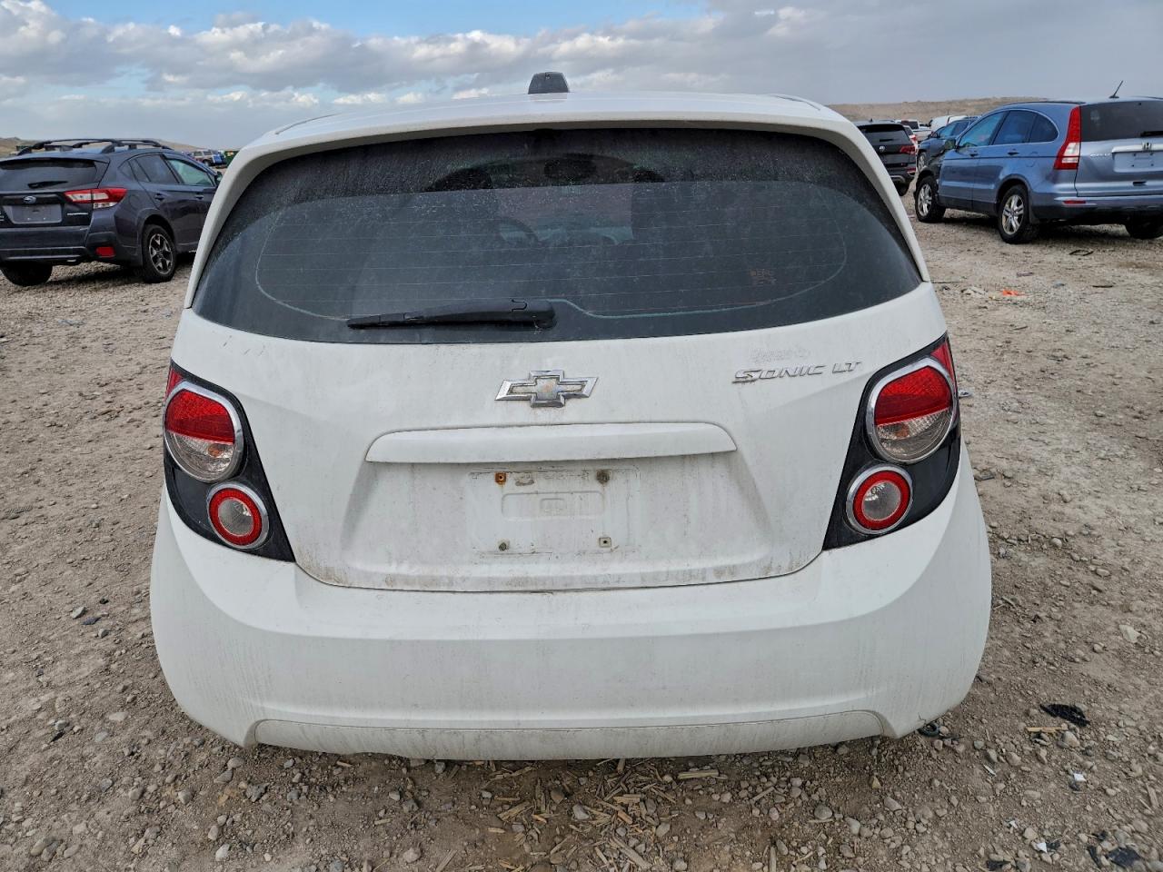 Chevrolet Sonic Lt Image 6