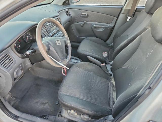 Kia Rio Base Image 6