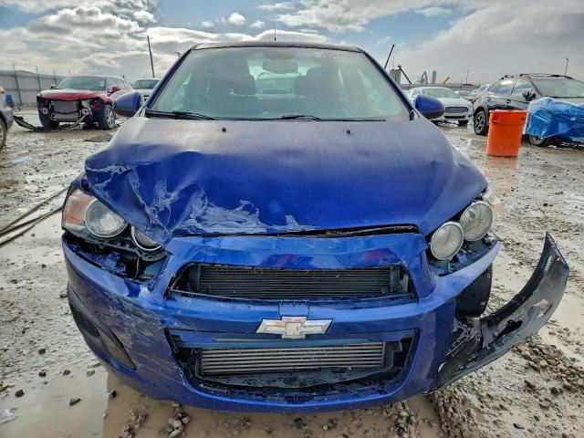 Chevrolet Sonic Lt Image 8