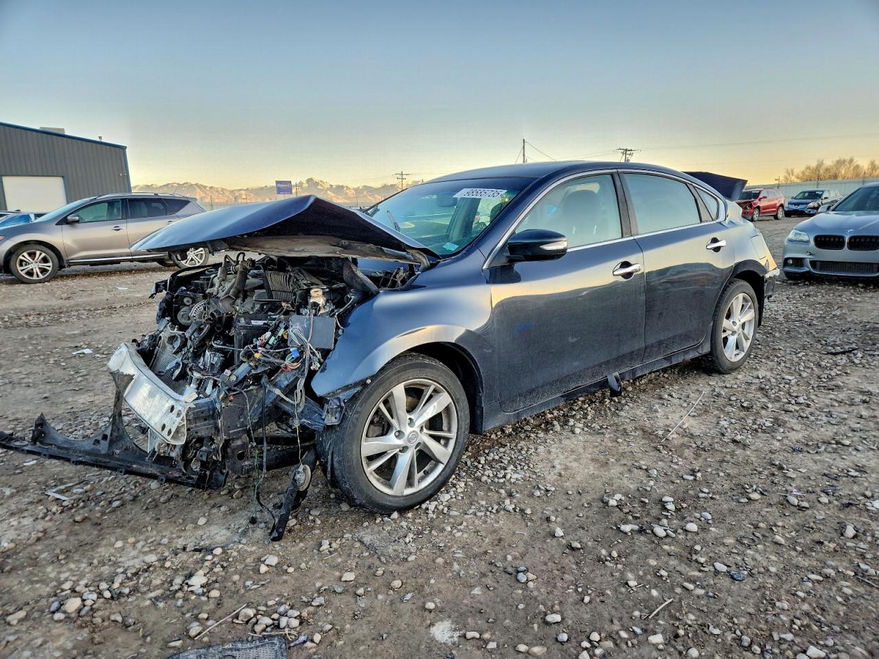 Nissan Altima 2.5 Image 1