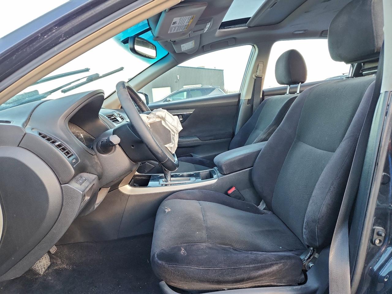 Nissan Altima 2.5 Image 9