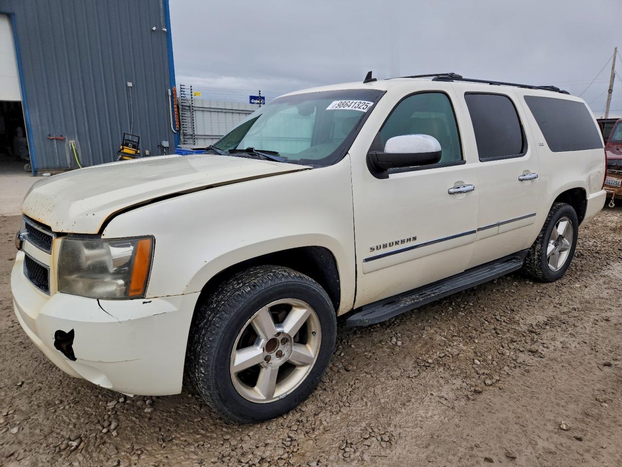Chevrolet Suburban C1500 Ltz Image 1