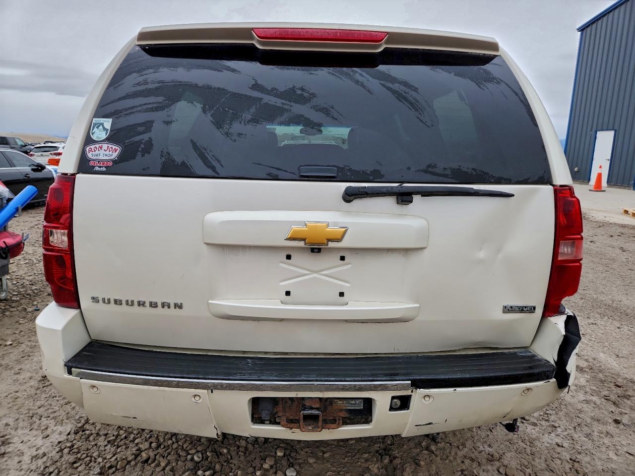 Chevrolet Suburban C1500 Ltz Image 5