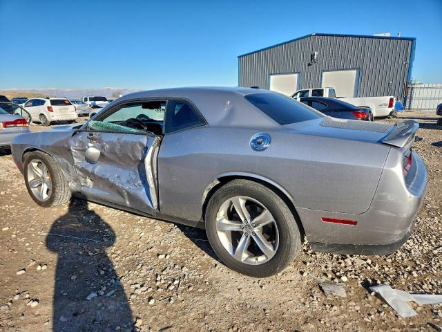 Dodge Challenger Sxt Image 2