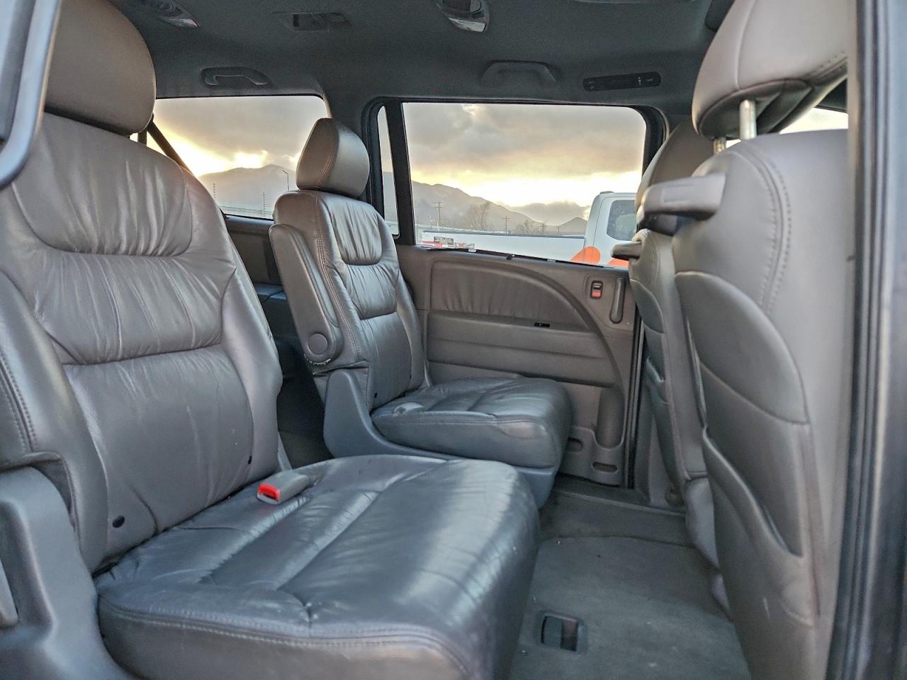 Honda Odyssey Exl Image 8