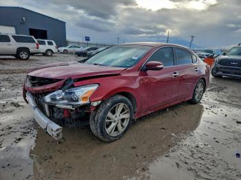  Salvage Nissan Altima