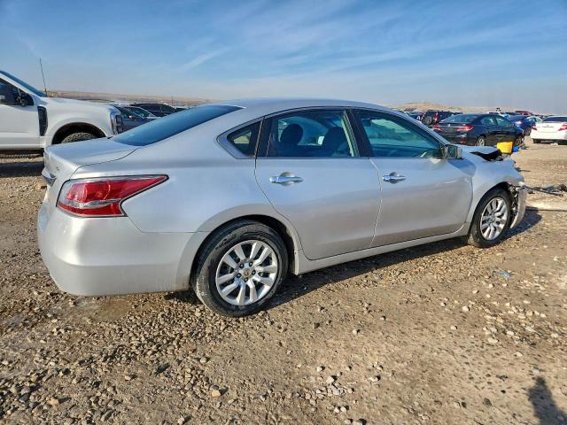 Nissan Altima 2.5 Image 7