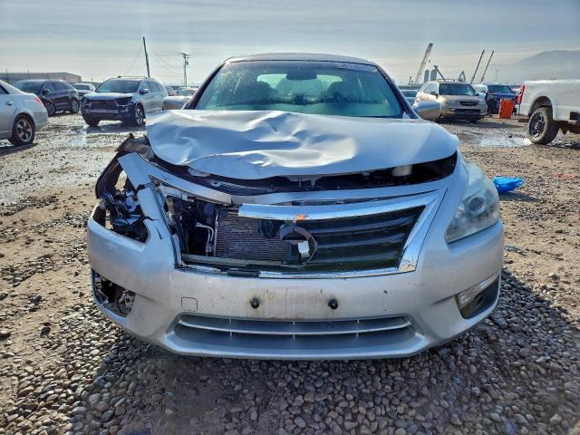 Nissan Altima 2.5 Image 6