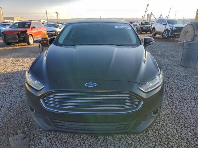 Ford Fusion Se Image 4