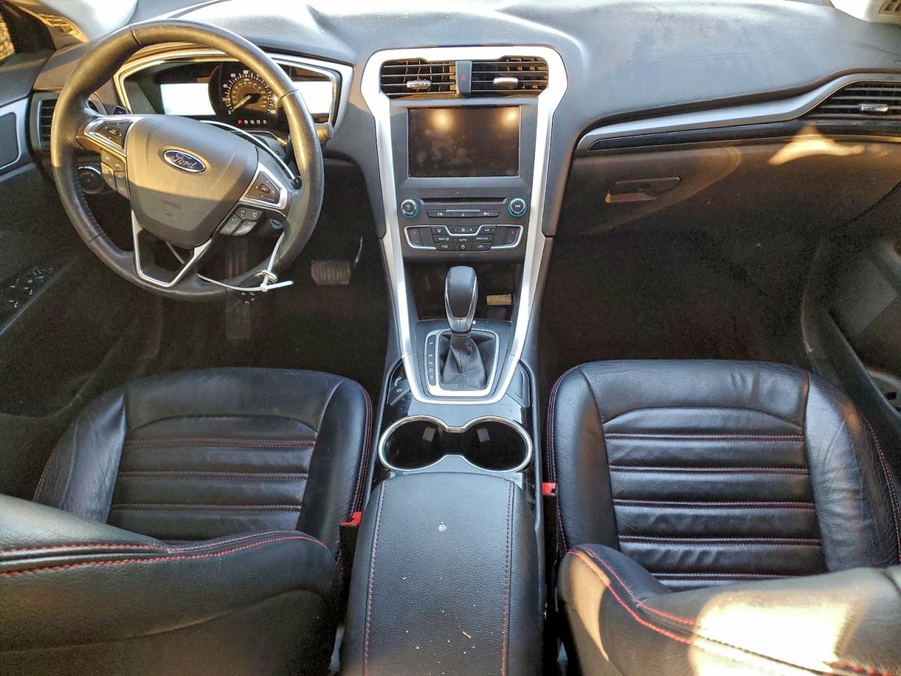 Ford Fusion Se Image 5