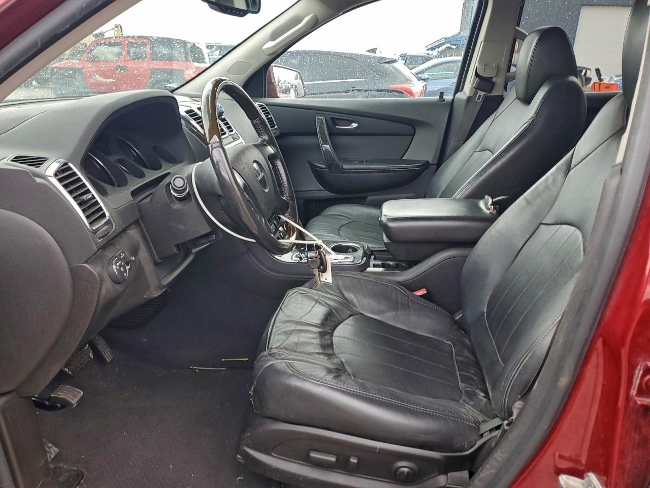 GMC Acadia Denali Image 4