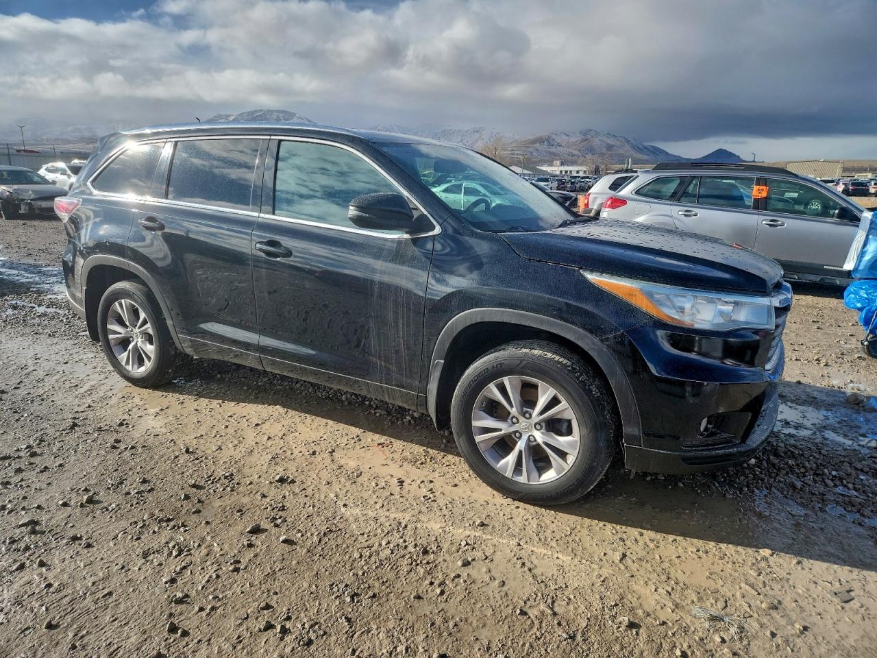 Toyota Highlander Xle Image 2