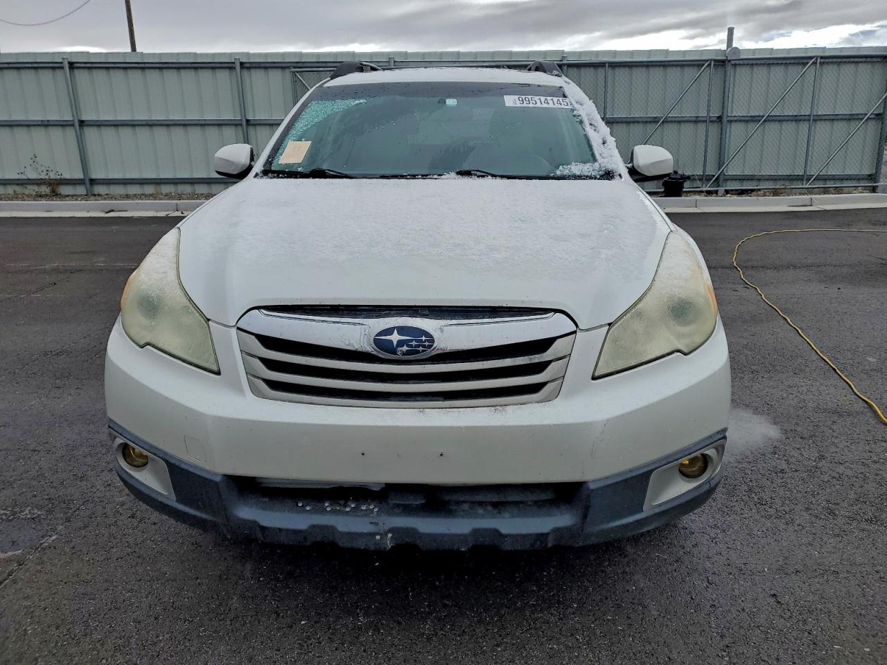 Subaru Outback 2.5i Premium Image 2