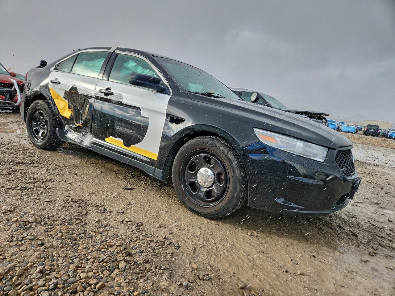 Ford Taurus Police Interceptor Image 9